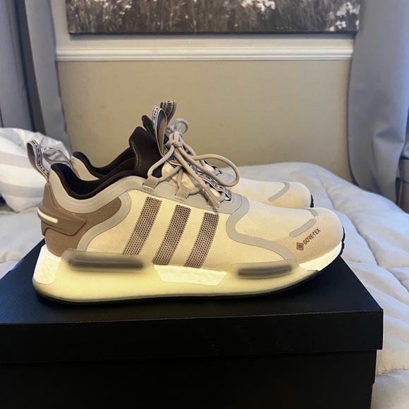 Mens Adidas NMD_V3 GTX Size 10.5 - Picture 1 of 6